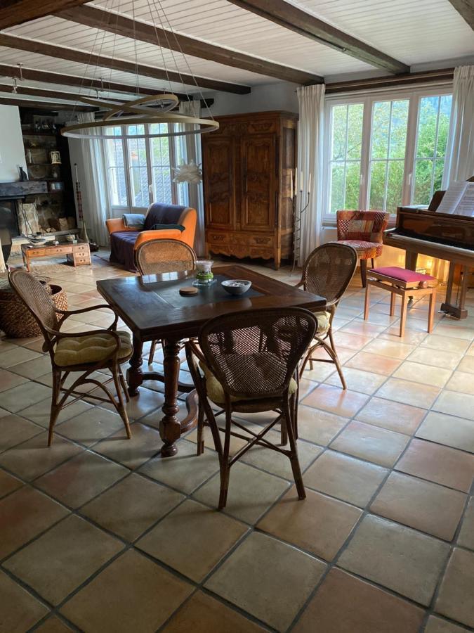 La Maison Du Petit Bonheur Moutier 外观 照片